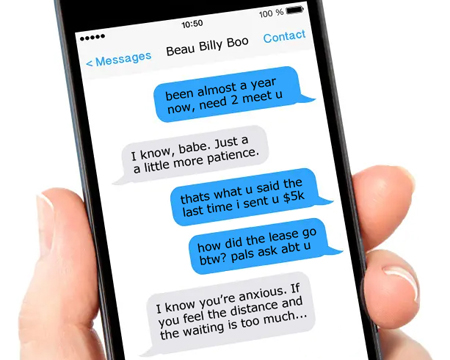 Photo showing typical text message exchange in a online romance scam